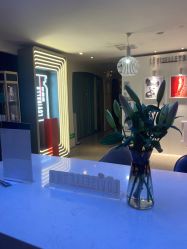 -比华利美容医院