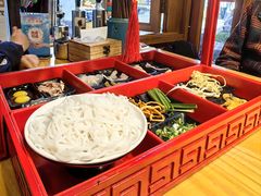 -勺子米线·云南传统小吃市集(四方街店)