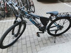 -道路口单车爱瓦士dahon大行