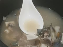 -洪平血旺椒麻鸡雅鱼饭店(熊猫大道店)