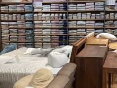 -MUJI无印良品(华贸店)