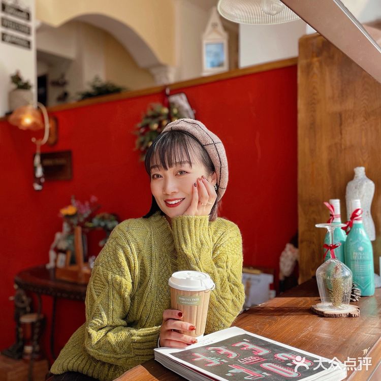 圣诞节平安夜怎么过⁉️天主教堂➕梧桐馆西餐