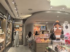 -泡泡玛特POPMART(国金街店)