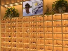 -一代眼镜·蔡司配镜(浦东大拇指广场店)