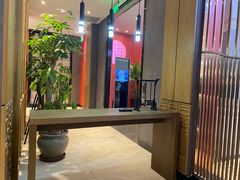 -闫府私房菜·老字号(恒隆店)