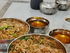 -正宗杨记普洱酸醋米线(总店)