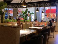 -豪客来牛排(华创国际广场店)