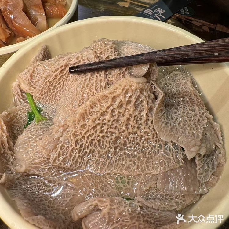 就在乐山，你真的不能错过这家跷脚牛肉火锅‼️