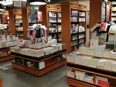 -西西弗书店&矢量咖啡(凯德晶萃广场店)