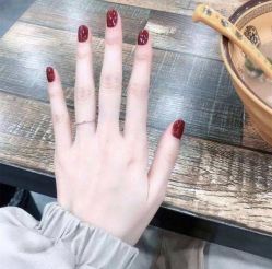 -花系美·美甲美睫精品店