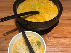 -桥思缘云南过桥米线