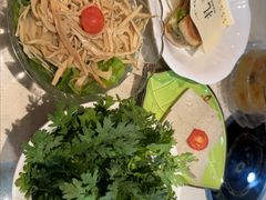 -一叶一世界·素食餐厅(锦华万达店)