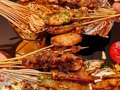 -何师烧烤Pro ·江湖川菜·小龙虾·精酿(太古里旗舰店)
