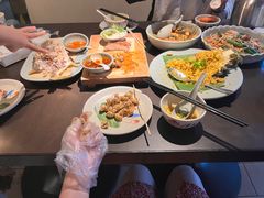 -大头虾越式风味餐厅(光明广场店)