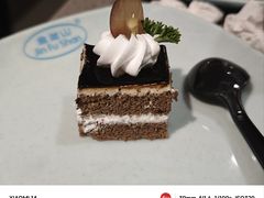 -金滏山烤肉·海鲜·火锅自助餐厅(襄阳万达店)
