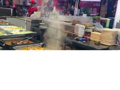 -食上东新街美食街区(民乐新都会店)