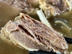 -汤锅大王(新平曹苏黄牛汤锅有限公司)