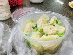 三鲜大馄饨-万寿斋(山阴路店)
