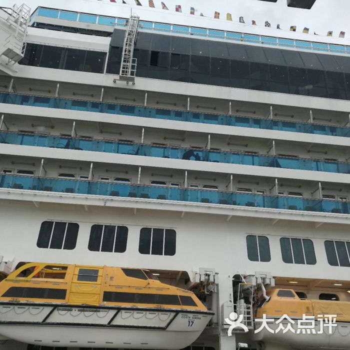 吴淞口国际游轮码头停车场