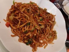 -哈啾嗨·新概念蒙餐(红星新城店)