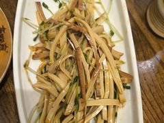 -亮欢寨酸汤鱼(沙冲路店)