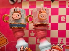 -泡泡玛特POPMART(武汉天地壹方店)
