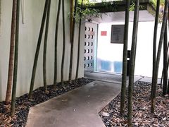 门面-穹六人间 people 6(岳阳路店)