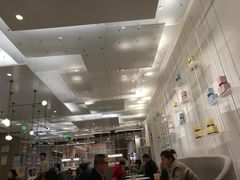 大堂-奈雪的茶(市百一店)
