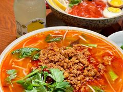 -粉八·云南米线·建水烧烤(常熟路店)