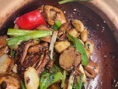 -八府香鸭·啫啫煲(华山路店)