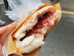 腊牛肉夹馍-杨天玉腊牛羊肉店