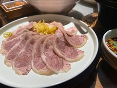 白切冰皮猪手-甘家界柠檬鸭(安吉店)