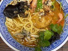 -亚忠小吃店(曾厝垵店)