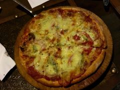 摆好了披萨-百好乐宠物友好餐厅(朝外大街店)