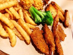 -必胜客(百联又一城店)