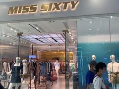 -万达广场(松江店)