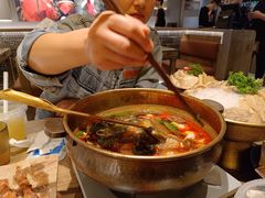 -毛肚向右·川渝毛肚王(经开永旺店)