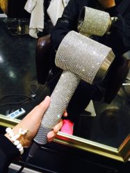 -变画·发型STUDIO