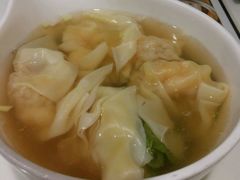 -新大咀港式茶餐厅(宝山万达店)