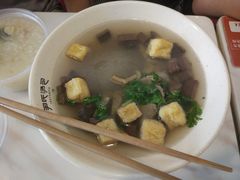 鸭血粉丝-百年尹氏汤包(湖南路狮子桥店)