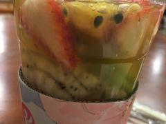满杯鲜果茶-美俪家族(江南摩尔店)
