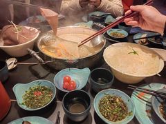 -老城鲜·小海鲜贝贝煲火锅(壹方城店)