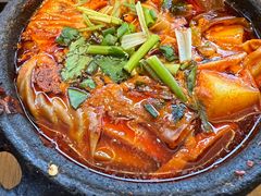 -包整·丝娃娃(一览甲秀楼风景店)