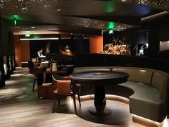 -左庭右院鲜牛肉火锅黑金店(陆家嘴中心店)
