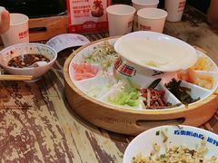 -怪噜范·老贵阳街头名小吃(鸿通城店)