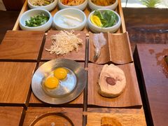 -银米·云南传统过桥米线(双廊黑金冠店)