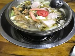 荤豆花-泸州酸菜豆花火锅川师店