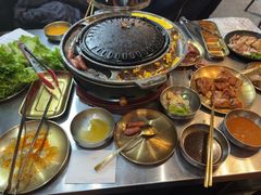 -胡悦里韩式烤肉(芝罘万达广场店)