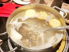 招牌牛骨汤底-牛事制造局牛肉火锅(莲岳路店)