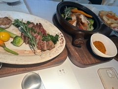 -春树下·树屋花房西餐厅(罍街AS1980店)